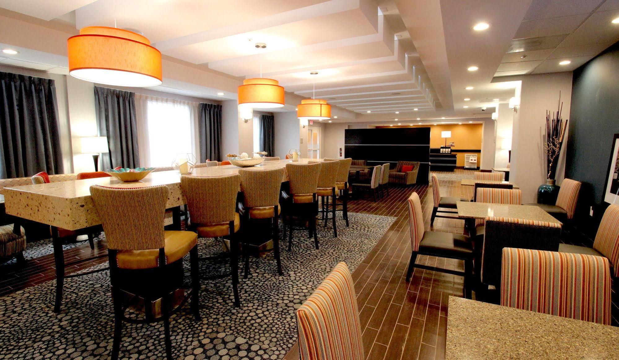 Hampton Inn- Suffolk Exteriér fotografie